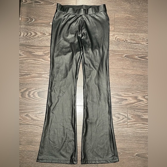 Wet Seal Faux Leather Flare Leggings - Picture 2 of 7